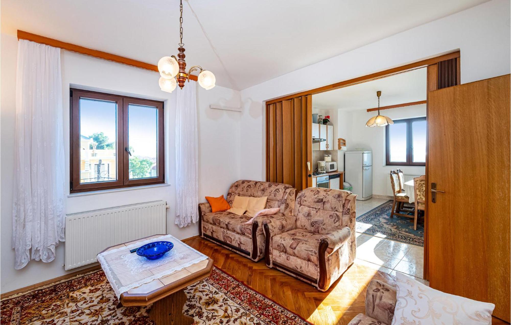 2 Bedroom Cozy Apartment In Zadar Exterior photo
